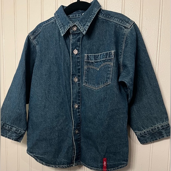 Levi’s Red Tab Boys Dark Wash Vintage Style Button Down Denim Shirt Size 4 - Picture 1 of 13